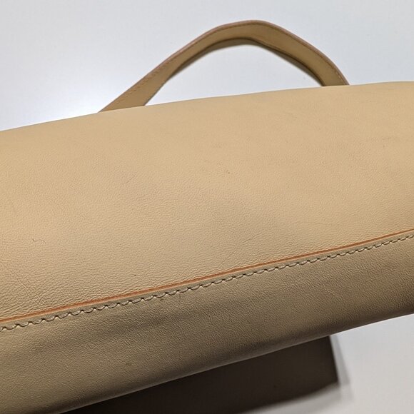 Minor History The Hug Shoulder Bag Leather Cream Beige Yellow Minimalist - Picture 8 of 8